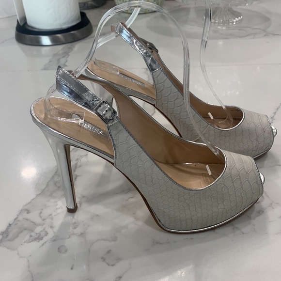 Guess Peep Toe Sling Back Huela2 Stiletto Heels Size 9M - Picture 2 of 13